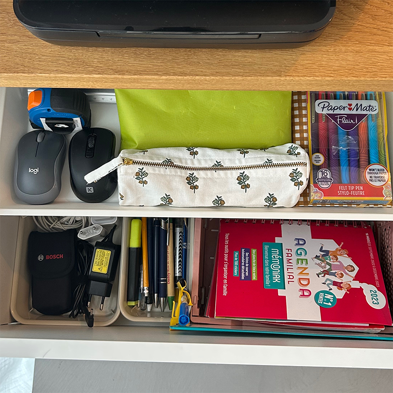 La maison selon Juliette intervention rangement de bureau - tiroir de bureau rangé