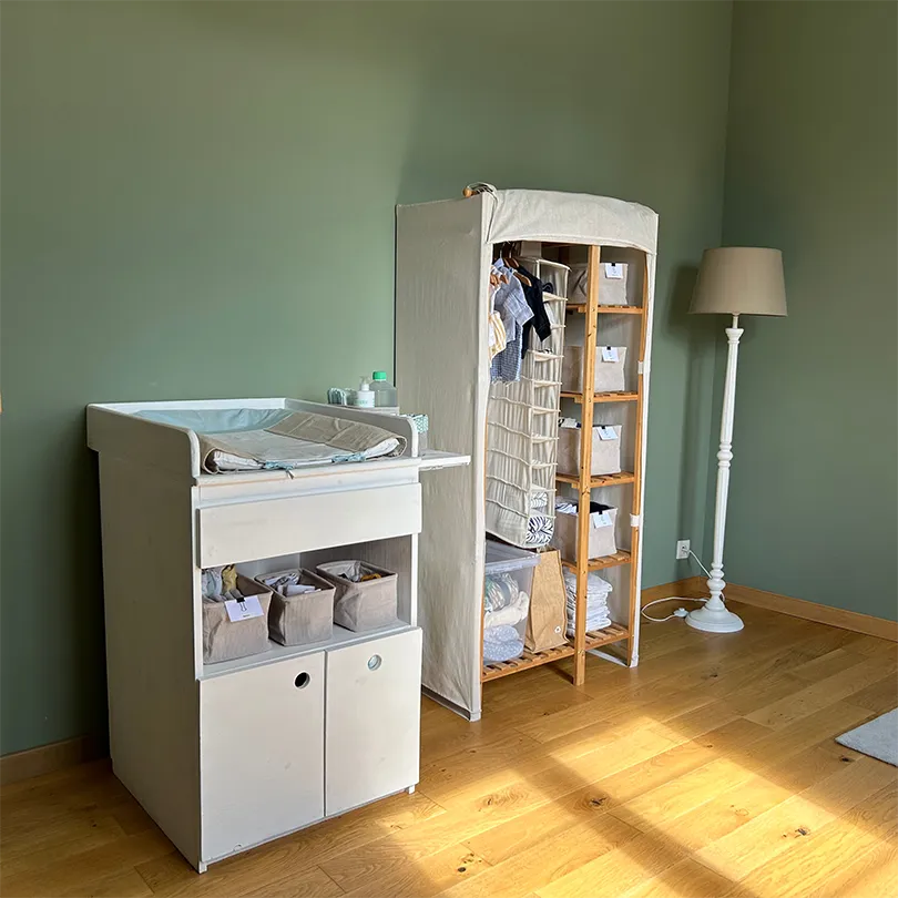 photo de la chambre de bébé aménagée 